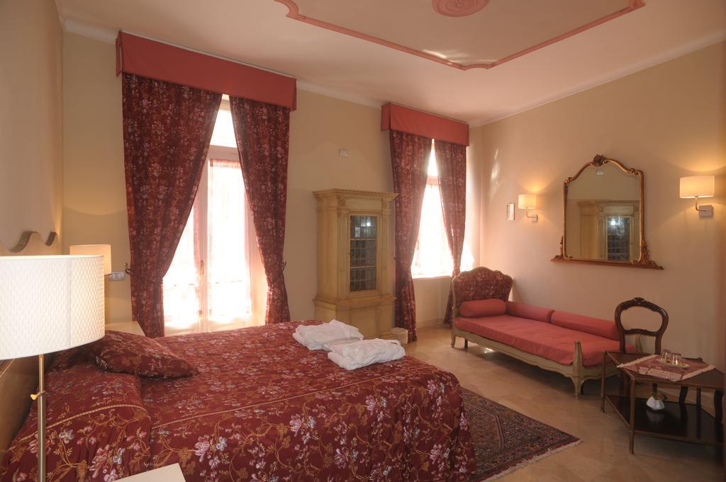 アルバ ルレ アル ベル サン ドメーニコ Bed & Breakfast 部屋 写真